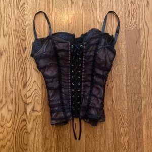 *VINTAGE 1990s* Victoria’s Secret corset top/ bustier Size: S